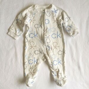 calvin klein logo print zipper footie sleeper pajamas 0-3 months baby unisex